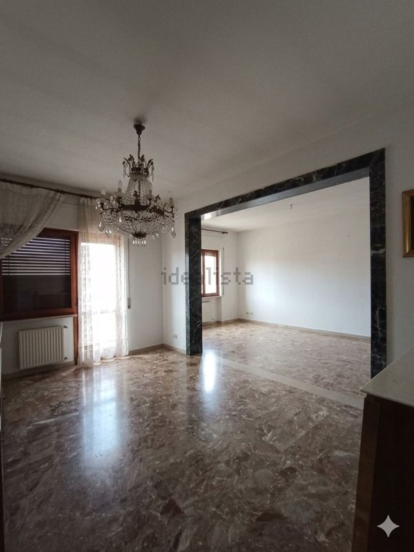 appartamento in vendita a Caserta in zona Acquaviva