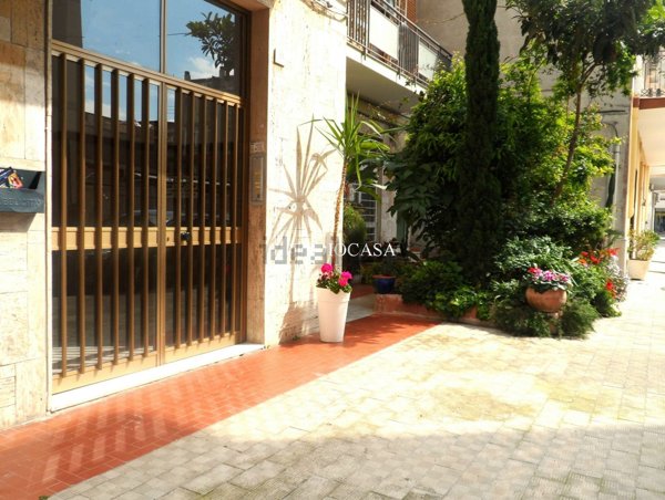 appartamento in vendita a Caserta in zona Acquaviva