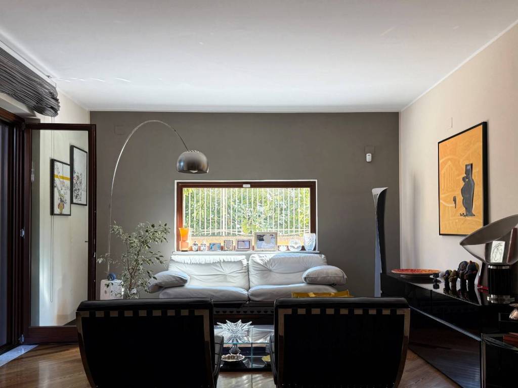 casa indipendente in vendita a Caserta in zona San Leucio