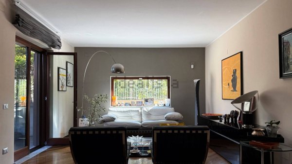 casa indipendente in vendita a Caserta
