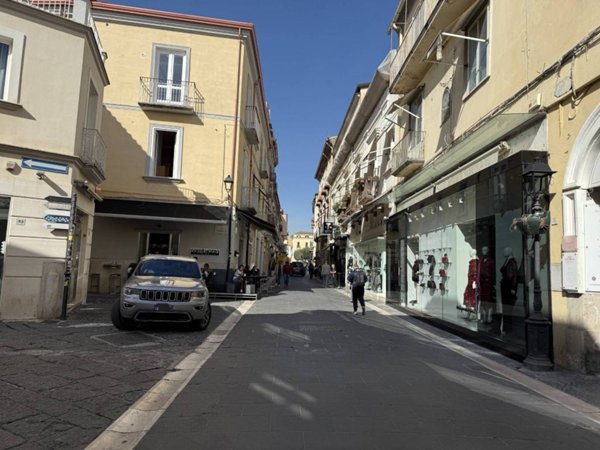 appartamento in vendita a Caserta in zona Centro Città