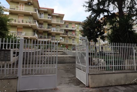 appartamento in vendita a Caserta in zona Acquaviva