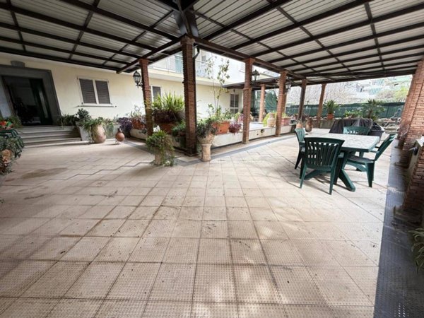 casa indipendente in vendita a Caserta in zona Centro Città