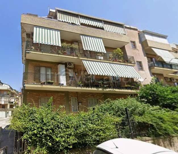 appartamento in vendita a Caserta in zona Acquaviva