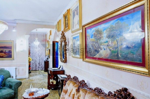 appartamento in vendita a Caserta in zona Michelangelo