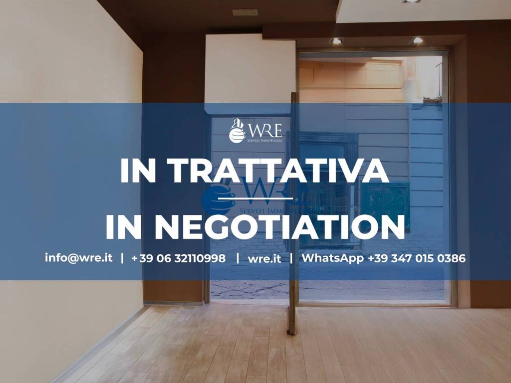 negozio in vendita a Caserta in zona Centro Città