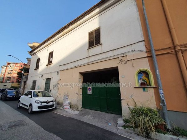 appartamento in vendita a Caserta