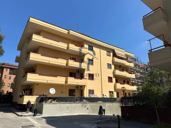 appartamento in vendita a Caserta in zona Acquaviva