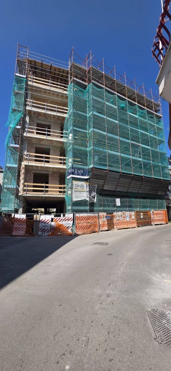 appartamento in vendita a Caserta in zona Acquaviva