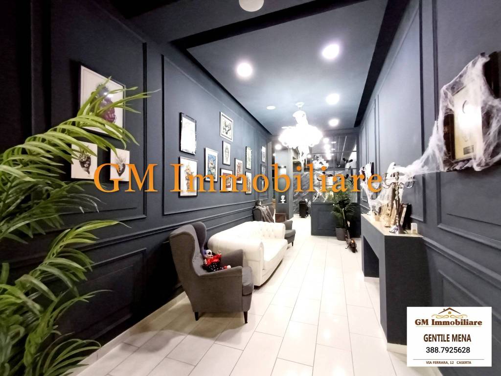 negozio in vendita a Caserta