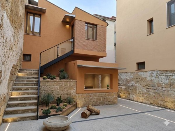 intera palazzina in vendita a Caserta