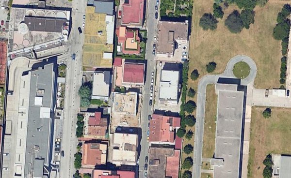 negozio in vendita a Caserta