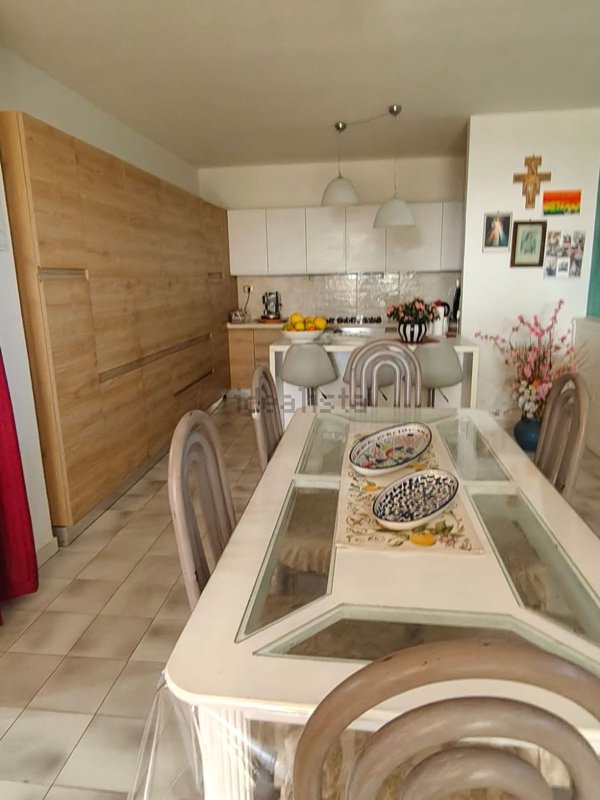 casa indipendente in vendita a Caserta in zona Centro Città