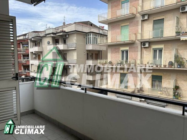 appartamento in vendita a Caserta in zona Acquaviva