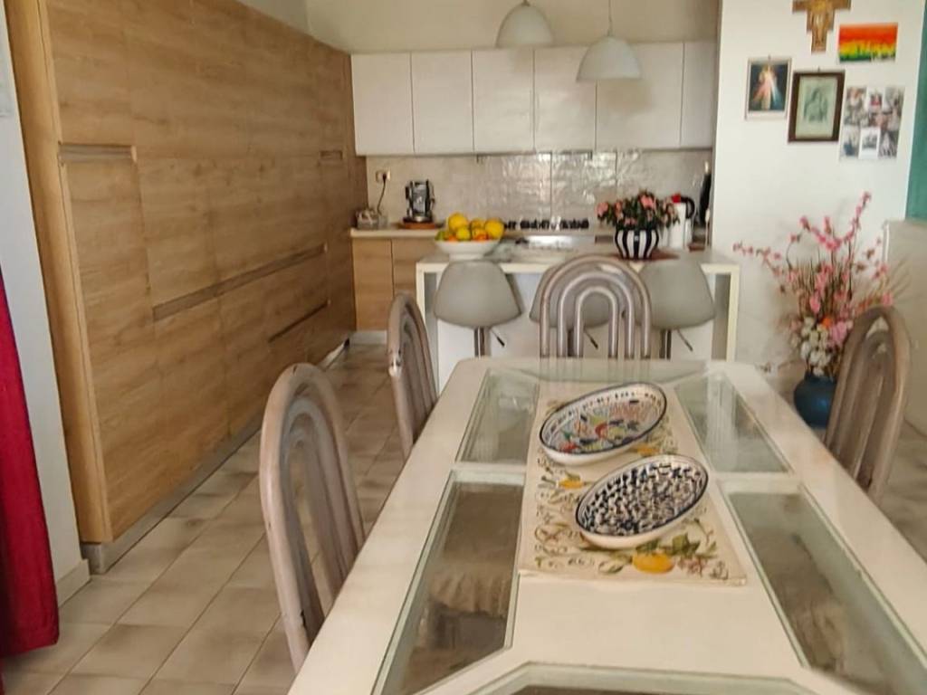 casa indipendente in vendita a Caserta in zona Centro Città