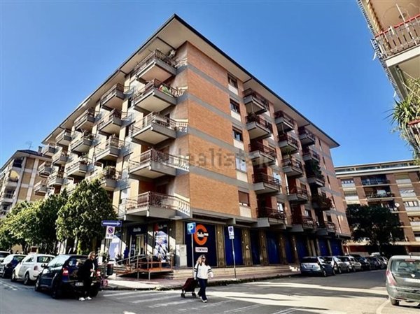 appartamento in vendita a Caserta in zona Acquaviva