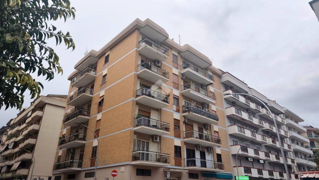 appartamento in vendita a Caserta in zona Centro Città