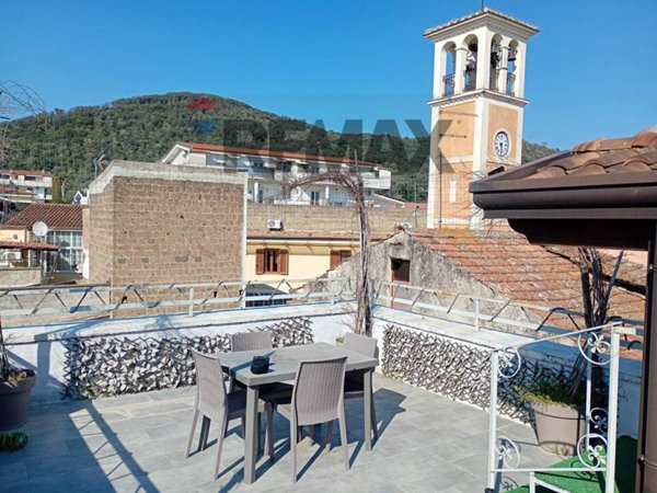 casa indipendente in vendita a Caserta in zona Briano
