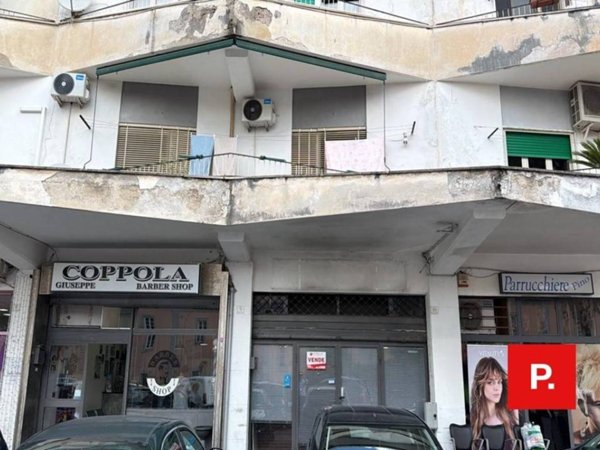 negozio in vendita a Caserta in zona Centro Città