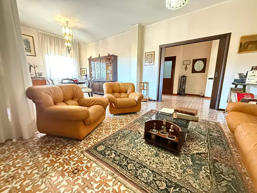 appartamento in vendita a Caserta in zona Acquaviva