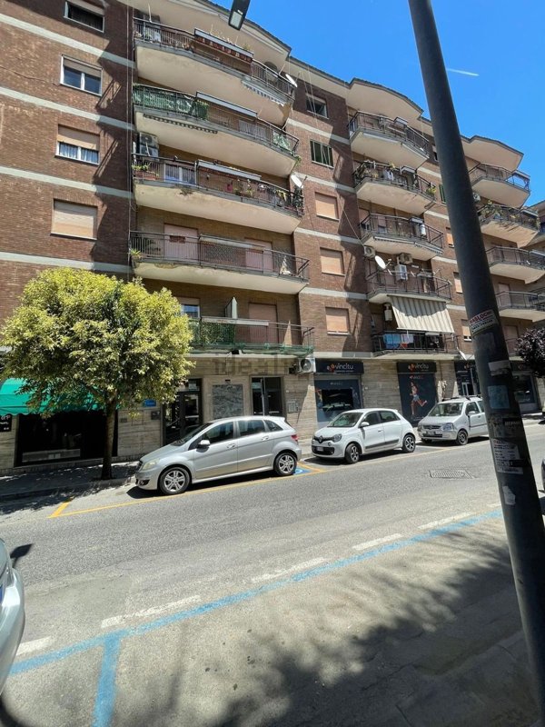 appartamento in vendita a Caserta in zona Acquaviva