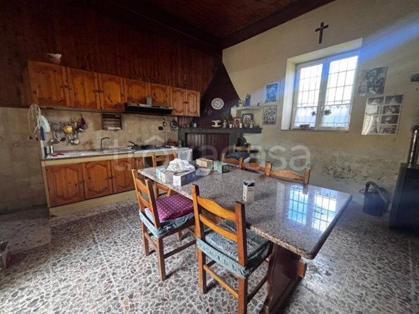 appartamento in vendita a Caserta in zona Briano