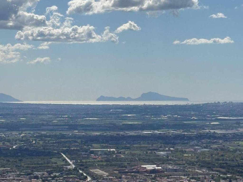 appartamento in vendita a Caserta in zona Casertavecchia