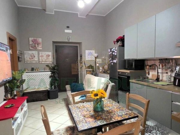 appartamento in vendita a Caserta in zona Acquaviva