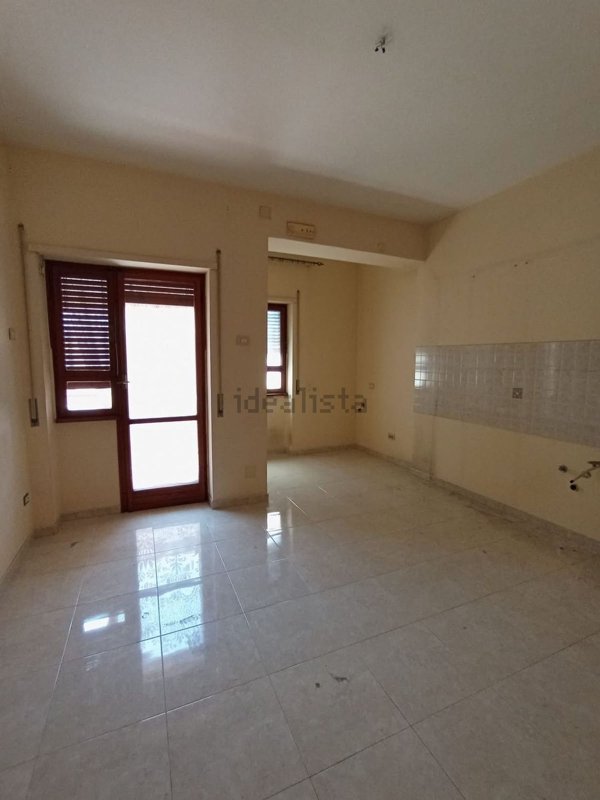appartamento in vendita a Caserta in zona Acquaviva