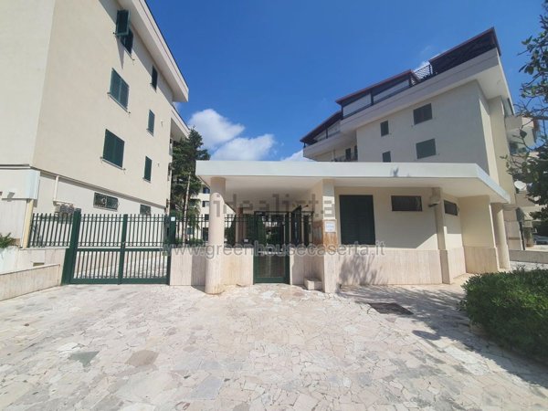 appartamento in vendita a Caserta in zona Centurano/Cerasole