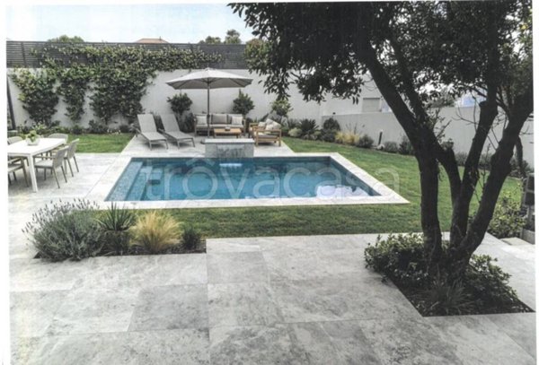 casa indipendente in vendita a Caserta in zona San Clemente