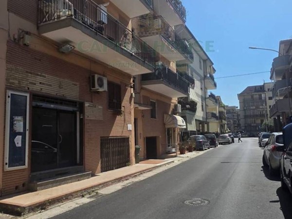 appartamento in vendita a Caserta in zona Acquaviva