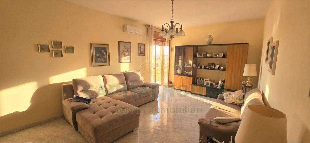 appartamento in vendita a Caserta in zona Acquaviva