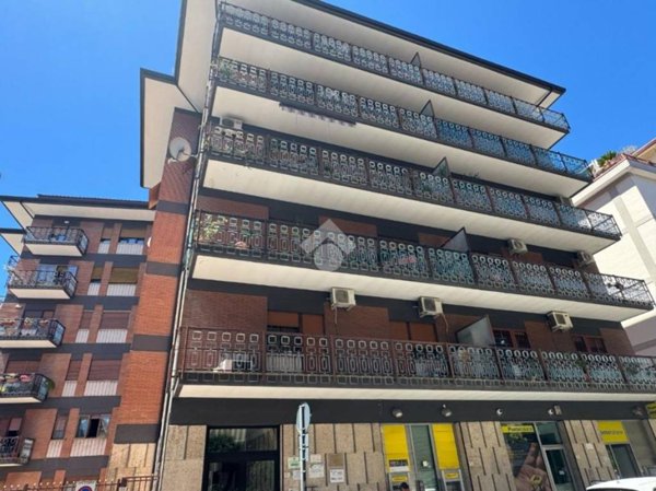 appartamento in vendita a Caserta in zona Acquaviva