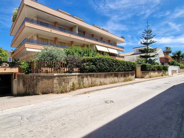 appartamento in vendita a Caserta in zona Briano
