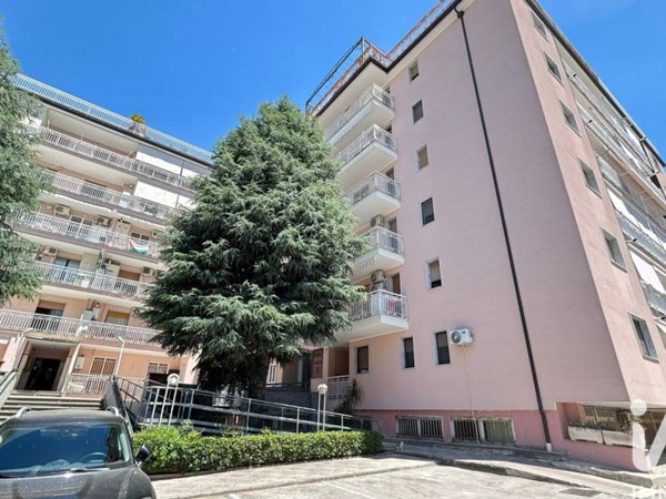 appartamento in vendita a Caserta in zona Acquaviva