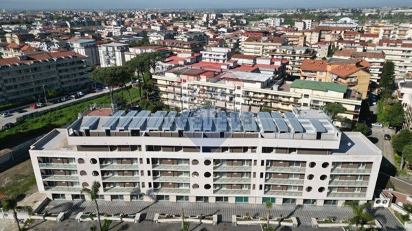 appartamento in vendita a Caserta in zona Acquaviva