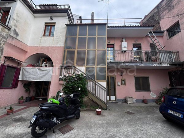 appartamento in vendita a Caserta in zona Briano