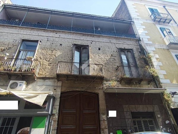 casa indipendente in vendita a Caserta in zona Centro Città