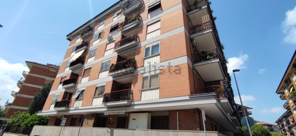 appartamento in vendita a Caserta in zona Acquaviva