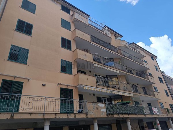 appartamento in vendita a Caserta in zona Falciano