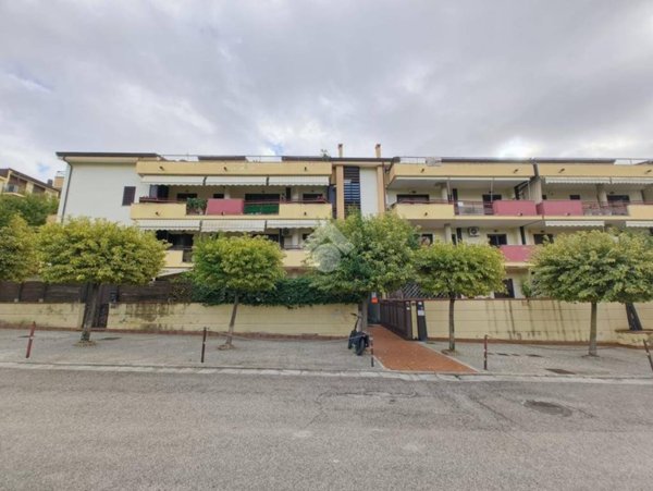 appartamento in vendita a Caserta in zona Casolla