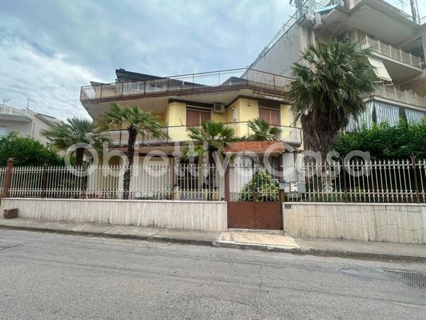 appartamento in vendita a Caserta in zona San Leucio