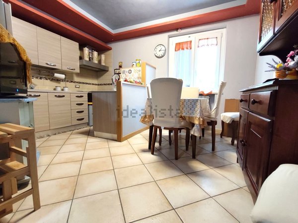 appartamento in vendita a Caserta in zona Briano