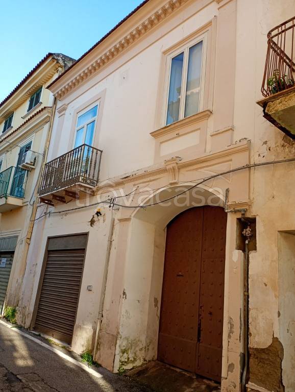 casa indipendente in vendita a Caserta in zona Santa Barbara / Tuoro