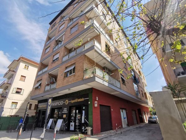 appartamento in vendita a Caserta in zona Acquaviva