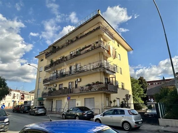 appartamento in vendita a Caserta in zona Centurano/Cerasole