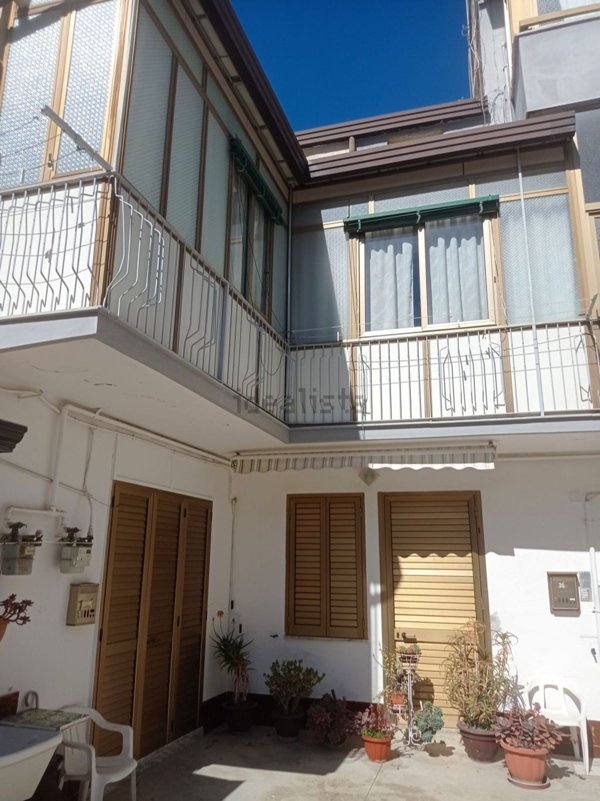 appartamento in vendita a Caserta in zona Acquaviva