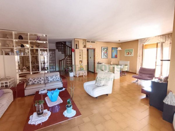 appartamento in vendita a Caserta in zona Centurano/Cerasole