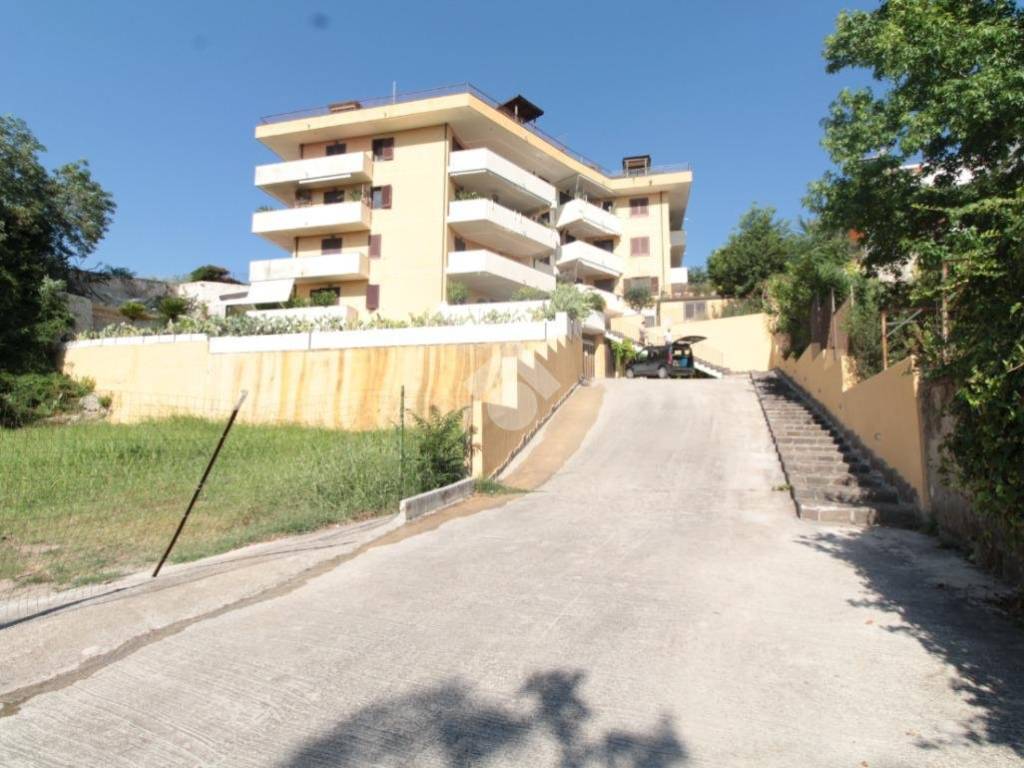 appartamento in vendita a Caserta in zona San Leucio
